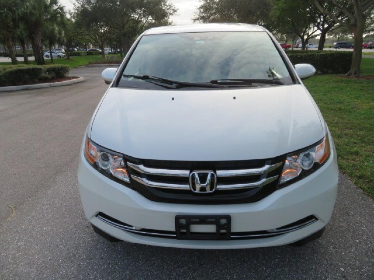 2016 White /Truffle Honda Odyssey (5FNRL5H63GB) , Automatic transmission, located at 4301 Oak Circle #19, Boca Raton, FL, 33431, (954) 561-2499, 26.388861, -80.084038 - You are looking at Gorgeous Pearl White Diamond 2016 Honda Odyssey EX-L VMI Northstar Handicap Wheelchair Conversion Van with 79K Original Miles, In-Floor Power Side Entry Ramp with Kneeling Van Function, Passenger Side 6 Way Transfer Seat, Quick Release Driver's Seat, Hand Controls, Tie Down System - Photo#9